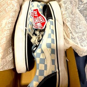 Vans like new